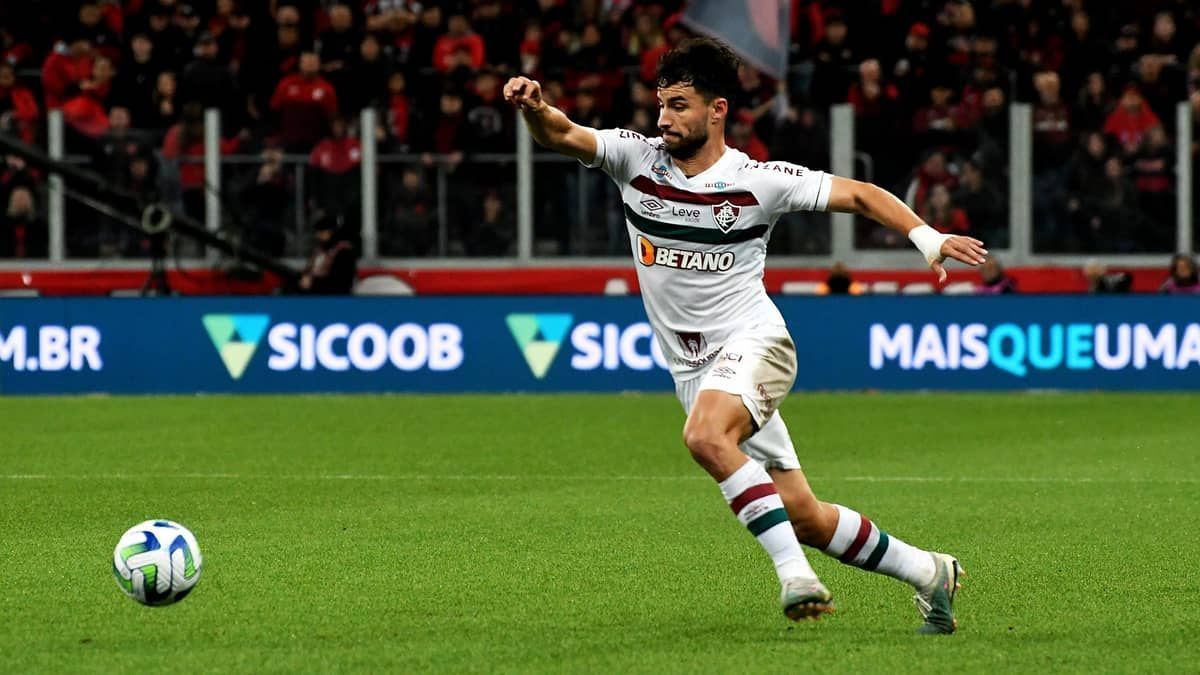 Garotos da base dão novo ânimo ao Fluminense para o Brasileiro