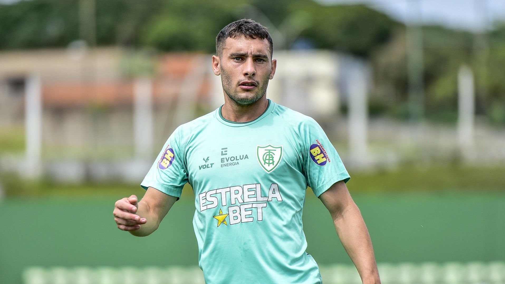 Vasco segue em negociação para contratar Martínez, do América
