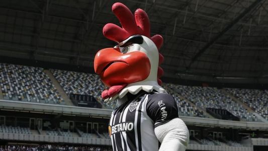 Mascote do Atlético na Arena MRV