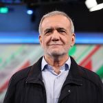 Guerra não beneficiará 'nem o Irã nem os Estados Unidos', diz presidente iraniano