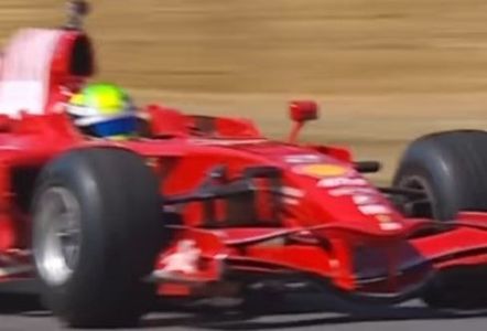 Felipe Massa a bordo do F2008 no Festival de Goodwood em 2025