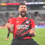 Mastriani dá show, e Athletico-PR vence Criciúma de virada pelo Brasileirão