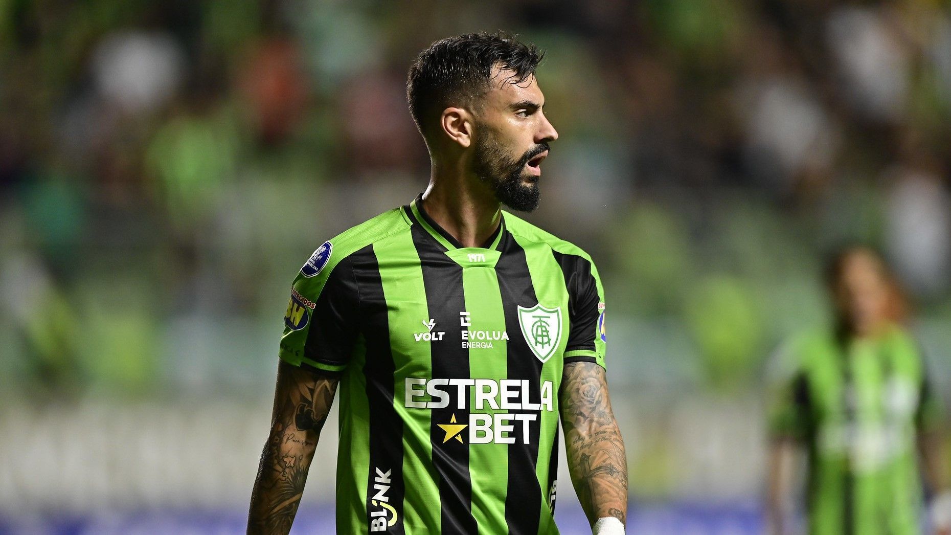 América recebe proposta do Vélez Sarsfield pela contratação do atacante Mastriani