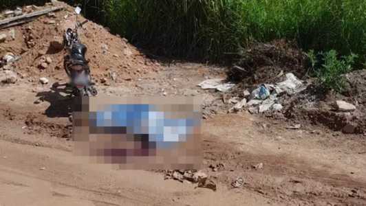 Foto mostra corpo de idoso morto em Divinópolis (MG)