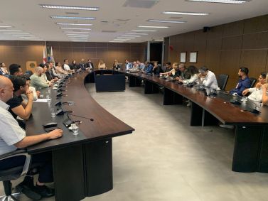 Representantes da hotelaria mineira se reuniram nesta segunda-feira (8)