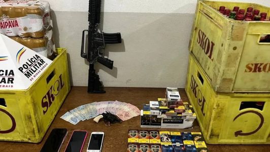 Material apreendido pela polícia