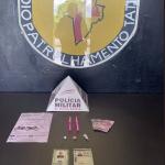 Estudante de engenharia decora número de placa de moto e PM localiza criminosos