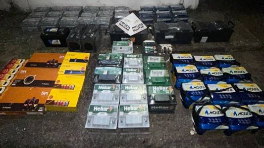 Material roubado foi recuperado pela polícia