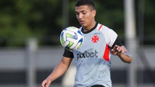 Mateus Carvalho, volante do Vasco