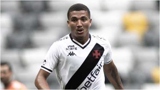 Mateus Carvalho, volante do Vasco