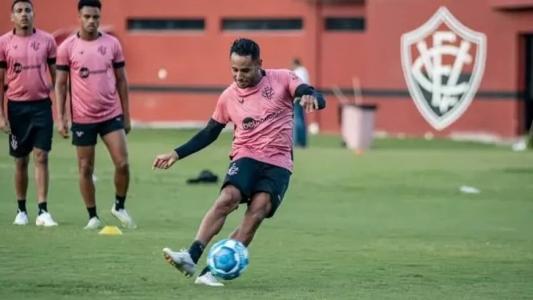 Mateus Gonçalves, atacante do Vitória