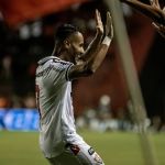 Vitória quebra a invencibilidade do Sport na Ilha e volta à liderança da Série B