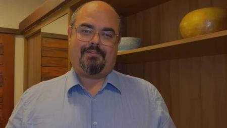 Mateus Simões comentou opções discutidas por parlamentares em Brasília, nesta quinta-feira (16)