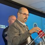 Simões diz que regulamentação das redes defendida por Janja e Lula não solucionará crimes no meio digital