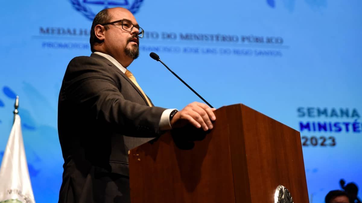 Vice de Zema cita 'corrupção' e diz que governo federal 'corrigiu erro' ao anular leilão de arroz