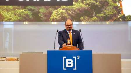 Mateus Simões liderou a comitiva mineira que esteve na Bolsa de Valores
