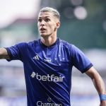 Pepa vê futuro promissor para Vital no Cruzeiro: 'Tem sido bom e vai melhorar'