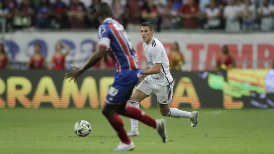 Mateus Vital é titular absoluto do Cruzeiro sob o comando de Pepa
