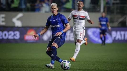 Mateus Vital é um dos reforços que mais atuaram pelo Cruzeiro em 2023