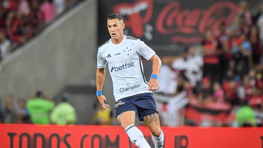 Mateus Vital entrou no segundo tempo da partida contra o Flamengo