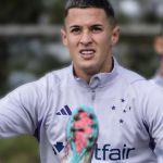 Meia lesionado volta a treinar com grupo do Cruzeiro