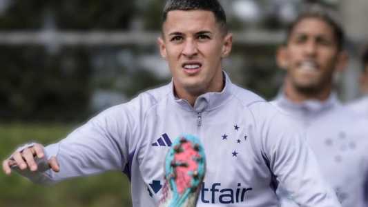 Mateus Vital voltou a realizar atividades em campo