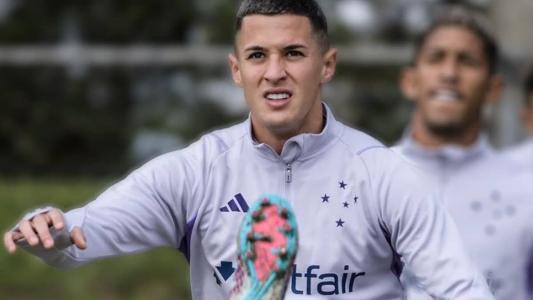Mateus Vital voltou a realizar atividades em campo