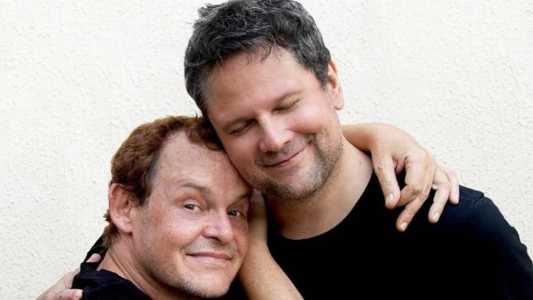 Matheus Nachtergaele (João Grilo) e Selton Mello (Chicó)