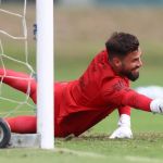 Matheus Cunha retorna da Seleção, treina, e Flamengo tem dúvida no gol