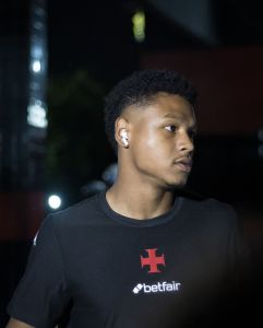 Matheus França é mais um reforço do Vasco nesta janela de transferências