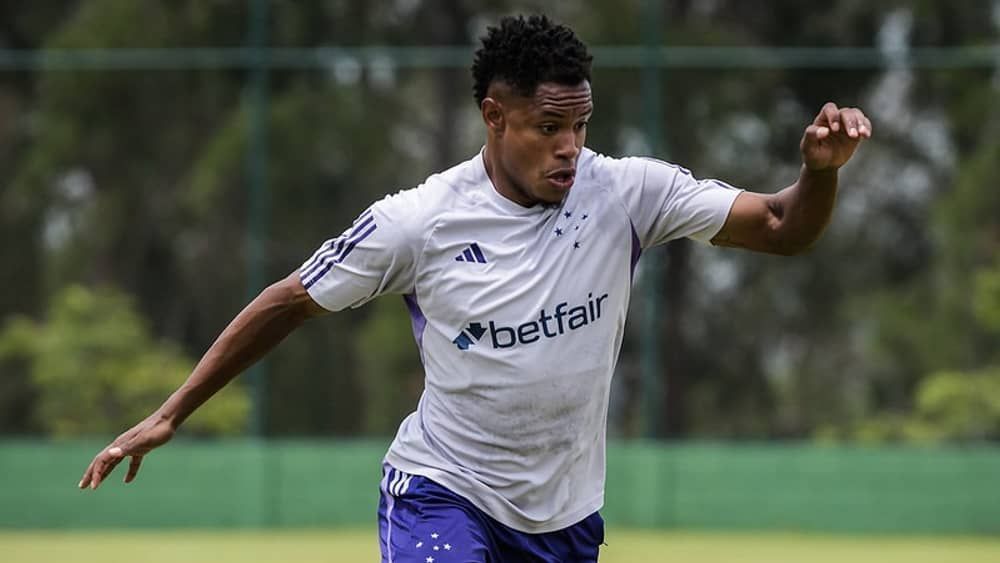 Esposa indica que Matheus Jussa, do Cruzeiro, não jogará mais em 2023