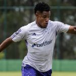 Esposa indica que Matheus Jussa, do Cruzeiro, não jogará mais em 2023