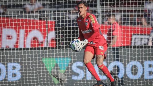 Matheus Mendes teve boa atuação no duelo contra o São Paulo