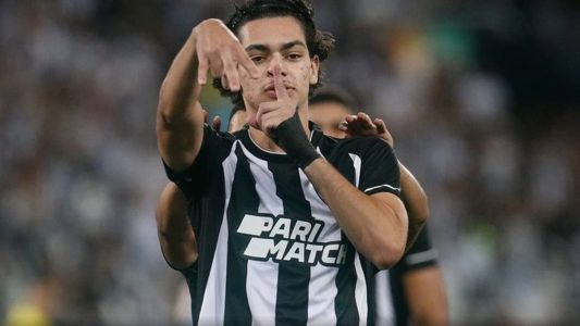 Matheus Nascimento vai desfalcar o Botafogo contra o Cruzeiro