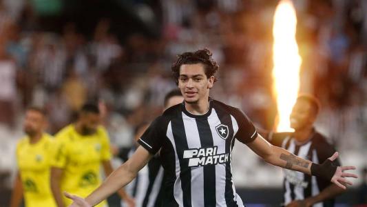 Matheus Nascimento voltou a marcar pelo Botafogo