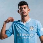 Manchester City oficializa contratação de meio-campista brasileiro