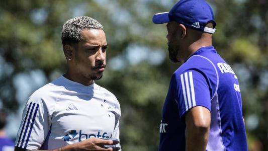 Matheus Pereira evolui no tratamento da lesão que sofreu no joelho esquerdo