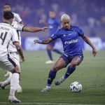 Cruzeiro domina líder Botafogo, mas para em Lucas Perri e empata pelo Brasileiro