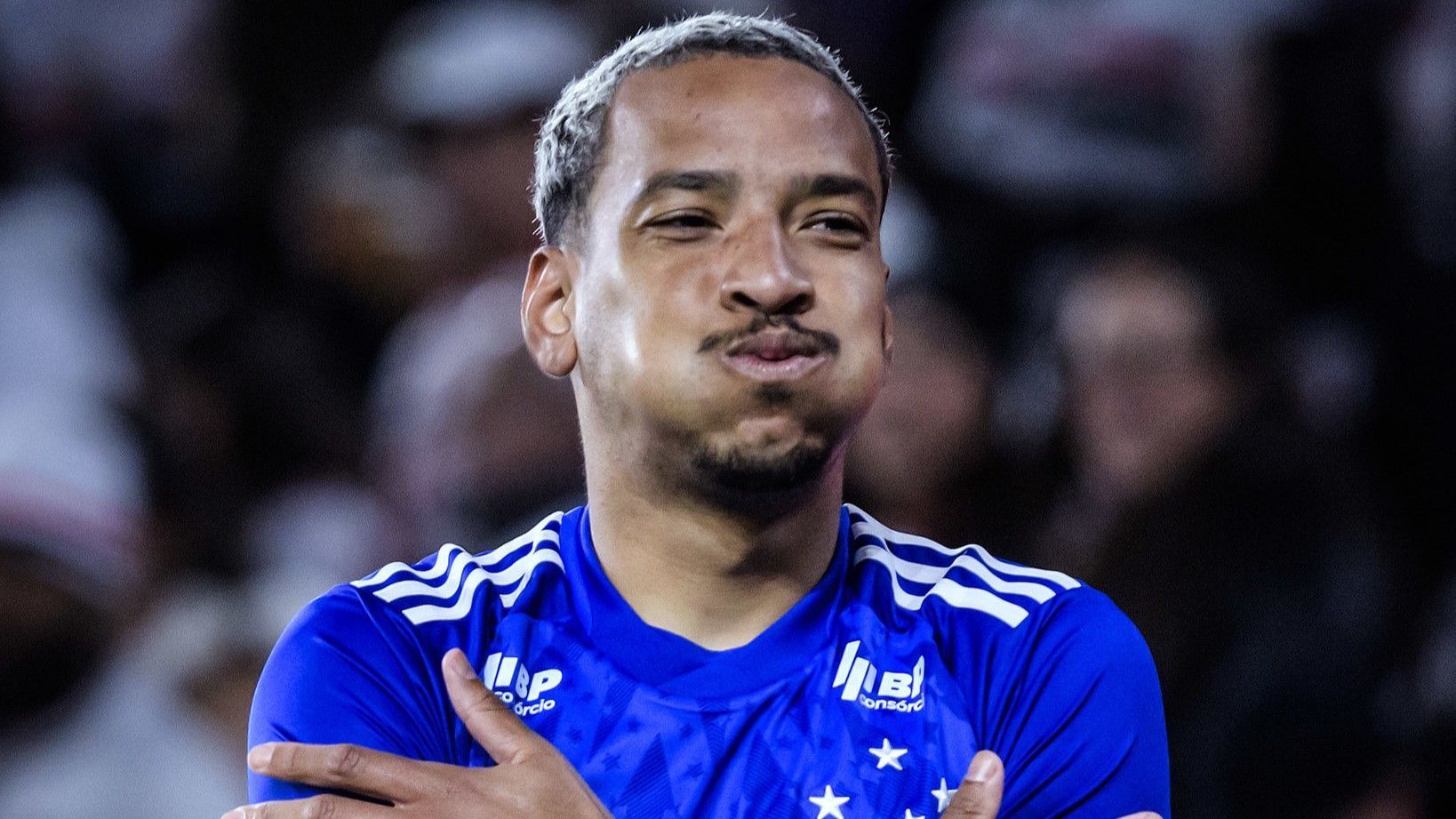 Matheus Pereira abre o jogo sobre propostas e deixa futuro em aberto no Cruzeiro