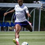 Novo camisa 10 do Cruzeiro eleva expectativa neste ano e comenta estreia no Mineiro