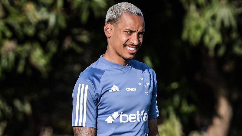 Matheus Pereira, do Cruzeiro, reage ao saber do seu nome em lista da Seleção