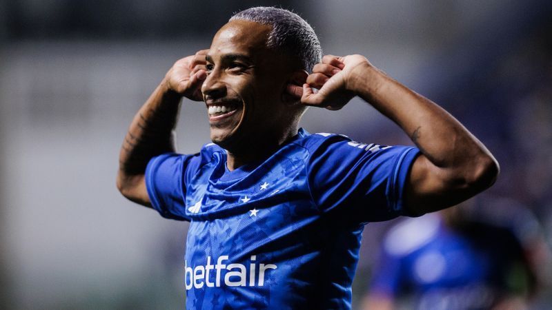 Edu Dracena abre o jogo sobre negociação do Cruzeiro com Matheus Pereira