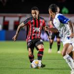 Após nova eliminação do Vitória em 2025, Matheuzinho pede 'mais coragem'