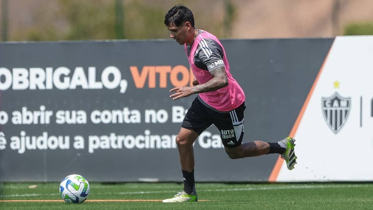 Atlético: Zaracho é liberado pelo DM e está à disposição de Felipão
