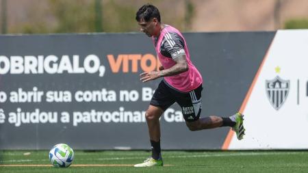 Matías Zaracho pode defender o Atlético contra o Botafogo