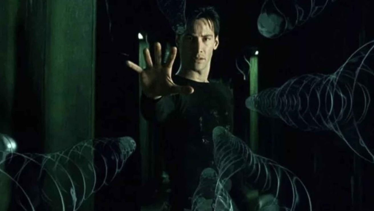 Matrix completa 25 anos como revolução que ainda ecoa no cinema