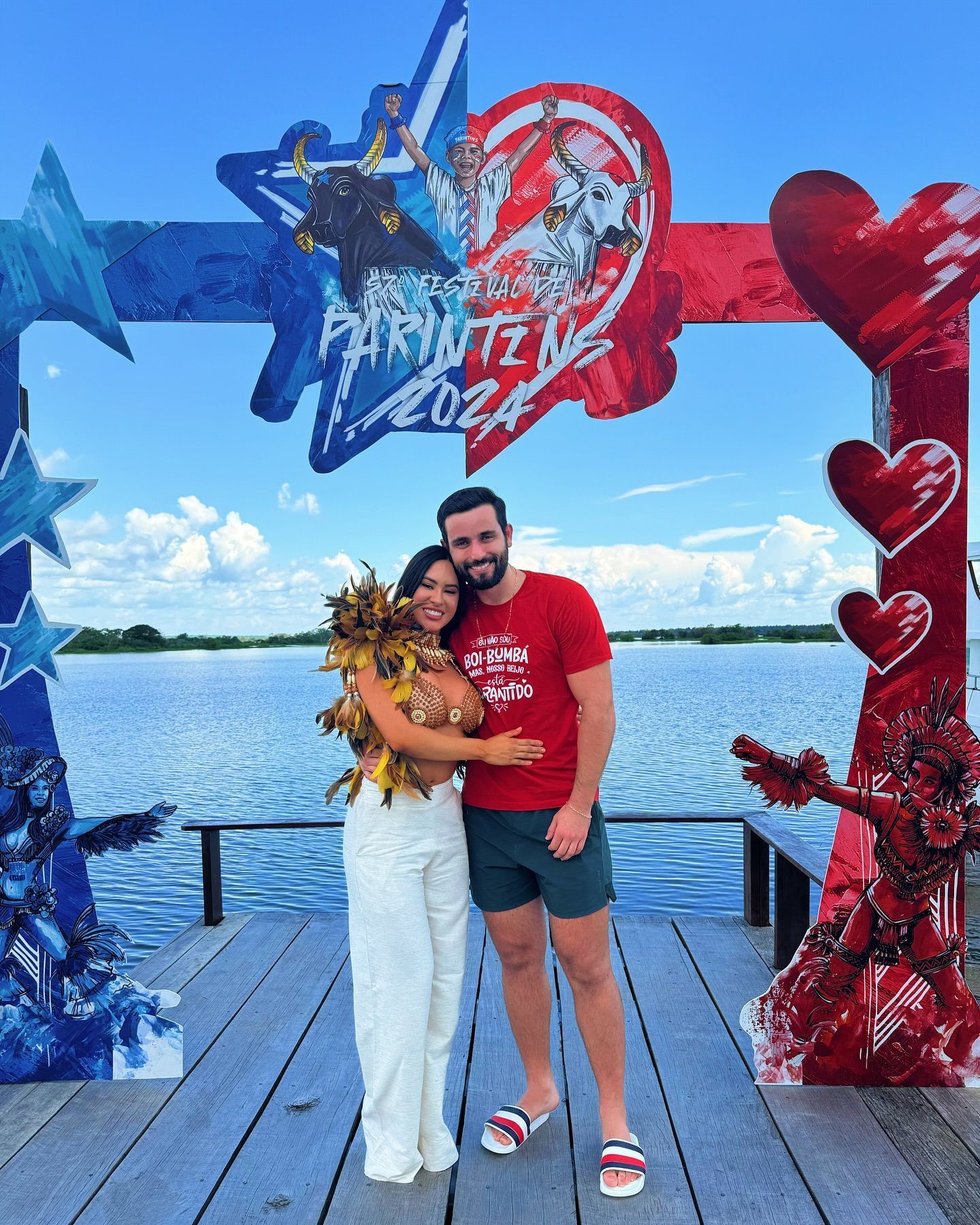 Matteus, do BBB 24, se declara para Isabelle no festival de Parintins: 'Meu amor'