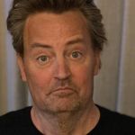 Ex-noiva de Matthew Perry lamenta morte do ator de 'Friends'