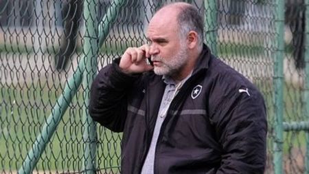 Maurício Assumpção, ex-presidente do Botafogo, morre aos 60 anos