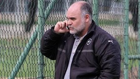 Maurício Assumpção, ex-presidente do Botafogo, morre aos 60 anos